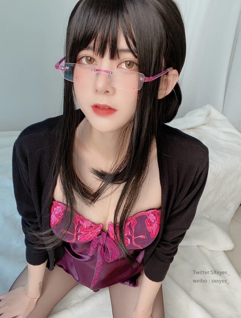 眼酱大魔王w《VOL.14 开档人妻感》主题写真：31张全套美图