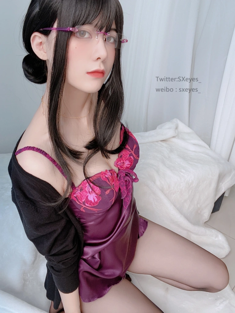 眼酱大魔王w《VOL.14 开档人妻感》主题写真：31张全套美图