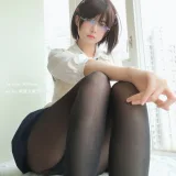 眼酱大魔王w《VOL.24 小学妹》主题写真：35张全套美图
