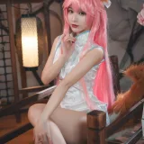 w百合欧皇子w《小玉旗袍》主题写真：20张全套美图