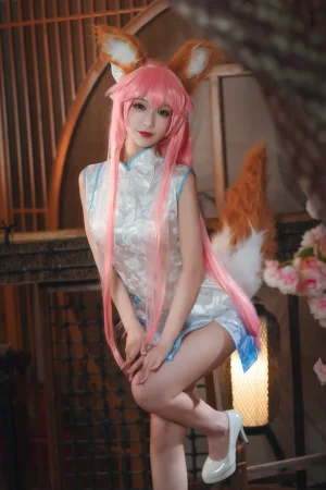 w百合欧皇子w《小玉旗袍》主题写真：20张全套美图