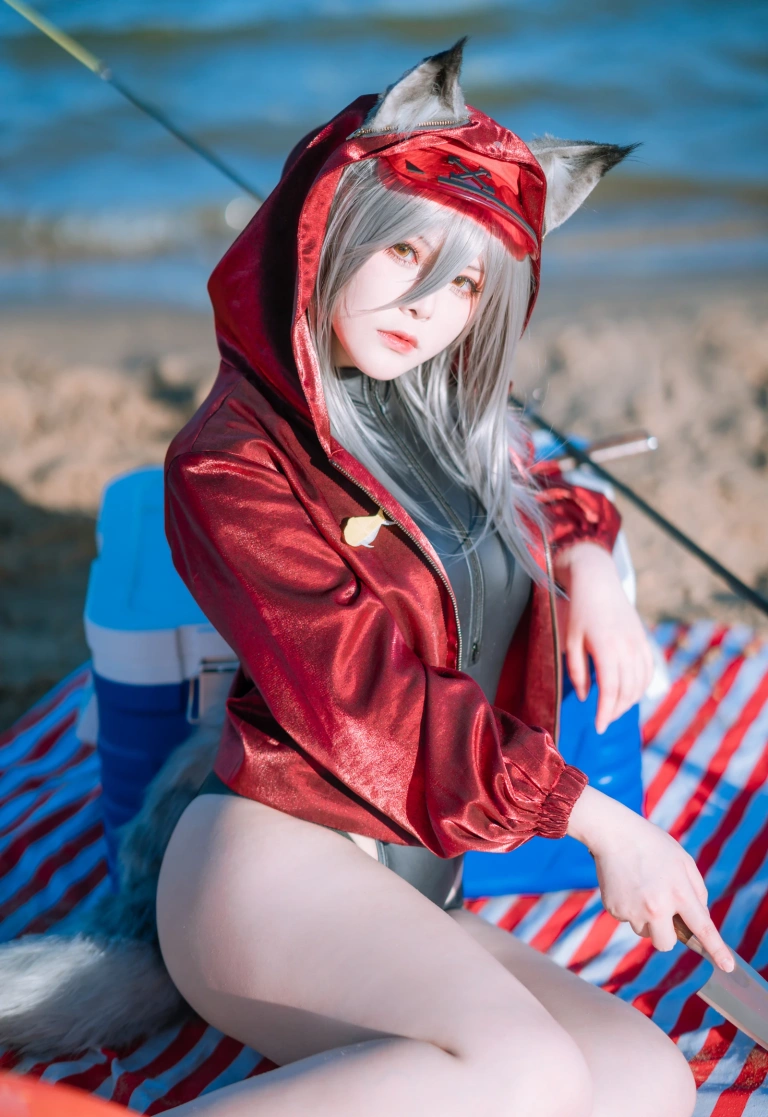 w百合欧皇子w《明日方舟 轻风 LB01 红》主题写真：12张全套美图