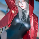 w百合欧皇子w《明日方舟 轻风 LB01 红》主题写真：12张全套美图