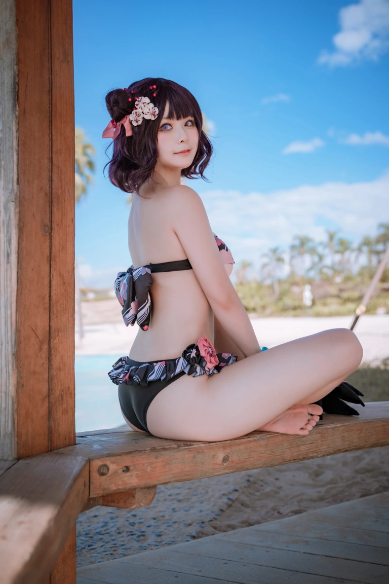 w百合欧皇子w《沙滩》主题写真：21张全套美图