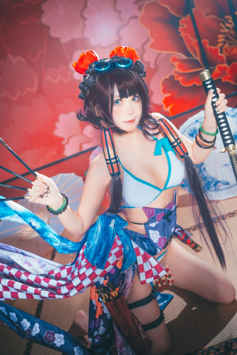 w百合欧皇子w《水着阿荣》主题写真：21张全套美图