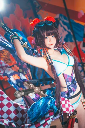 w百合欧皇子w《水着阿荣》主题写真：21张全套美图