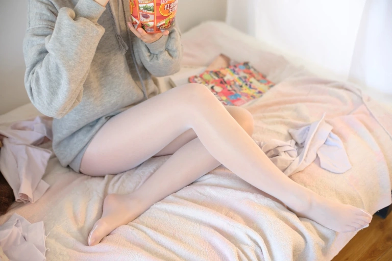 森萝财团《X-003》主题写真：149张全套美图，含1个视频
