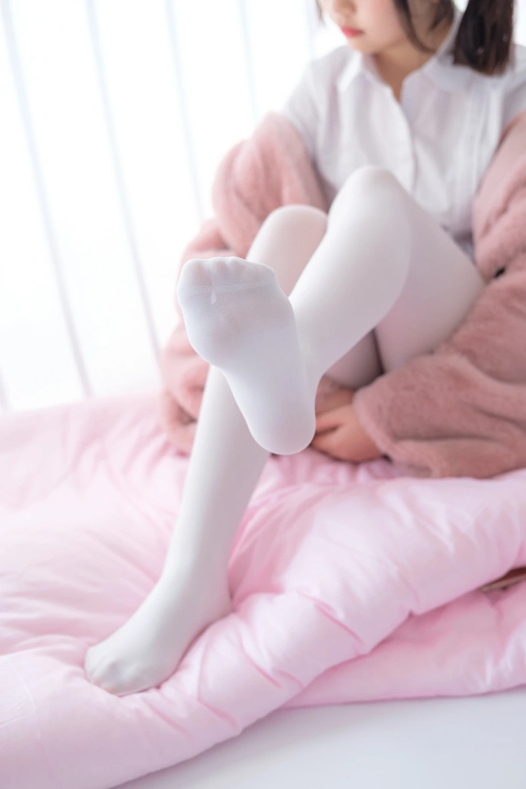 森萝财团《X-011》主题写真：134张全套美图，含1个视频