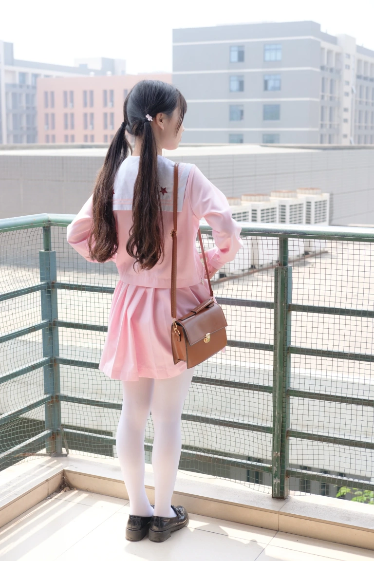 森萝财团《X-026》主题写真：113张全套美图，含1个视频