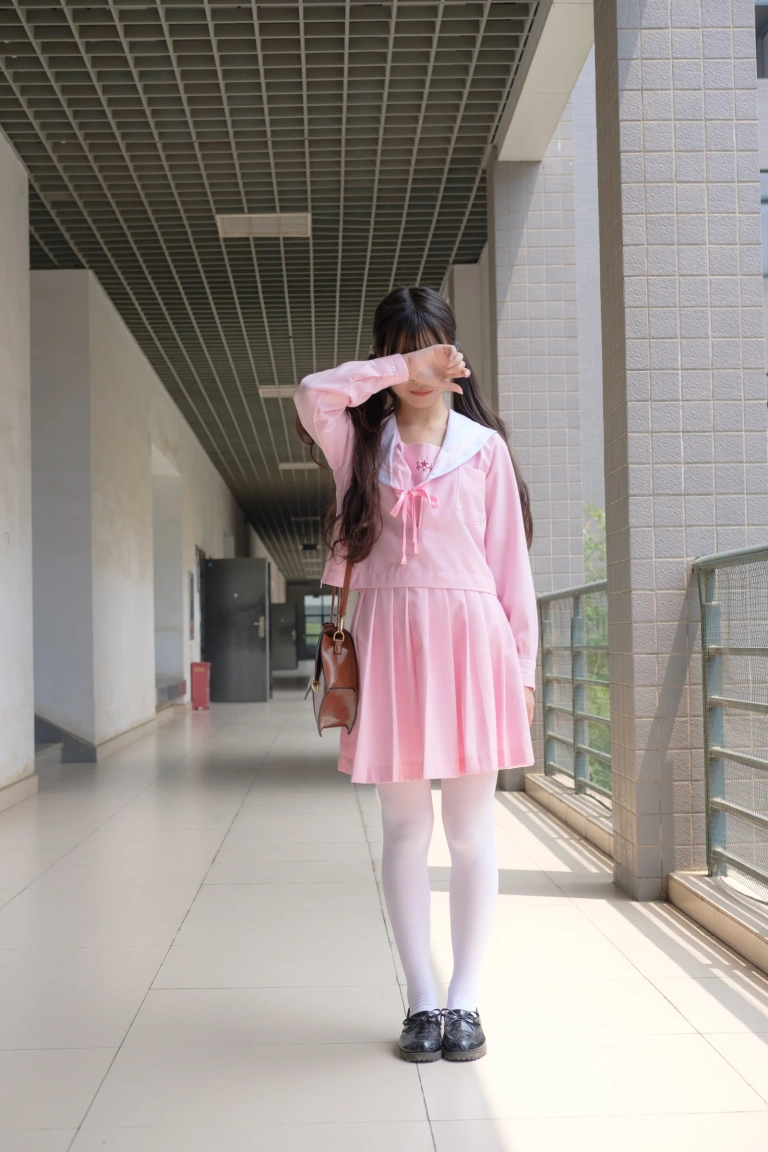 森萝财团《X-026》主题写真：113张全套美图，含1个视频