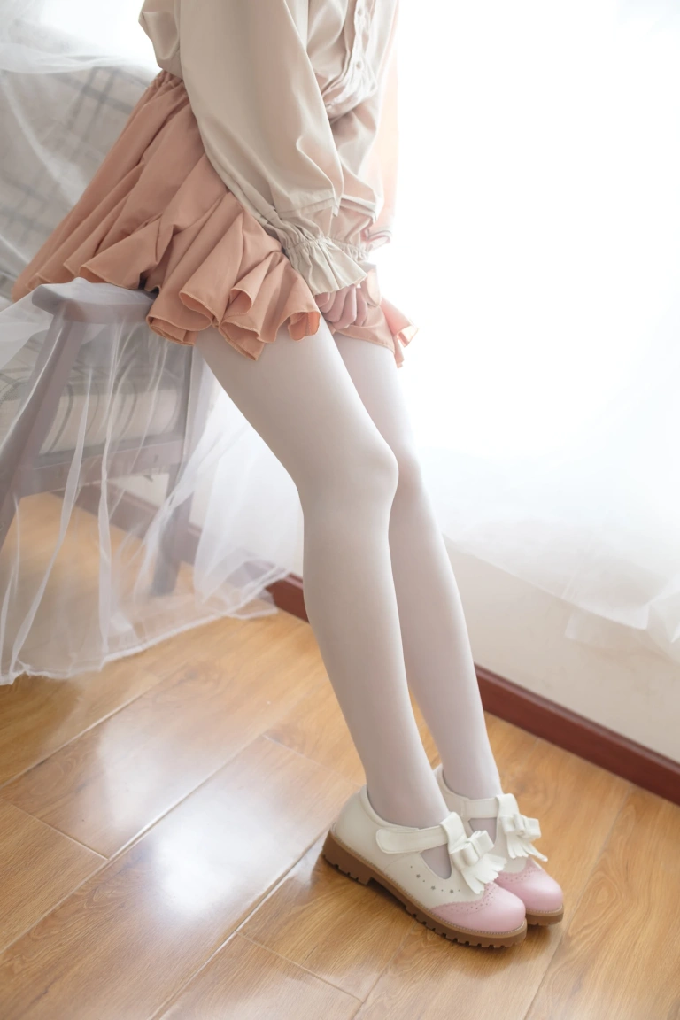 森萝财团《X-029》主题写真：95张全套美图，含1个视频