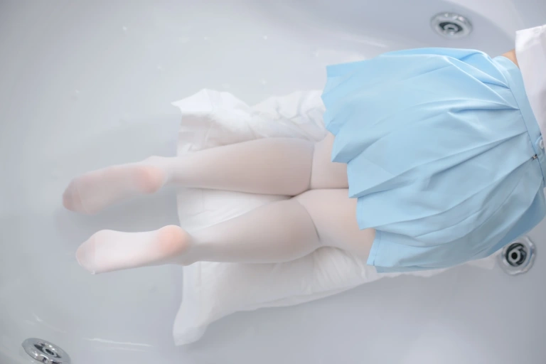 森萝财团《X-032》主题写真：129张全套美图，含1个视频