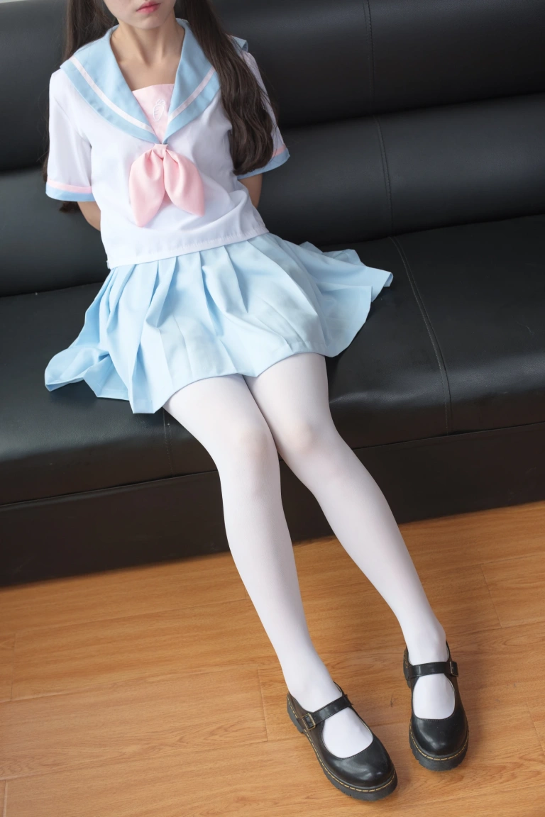 森萝财团《X-037》主题写真：75张全套美图，含1个视频
