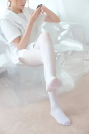森萝财团《X-038》主题写真：116张全套美图，含1个视频