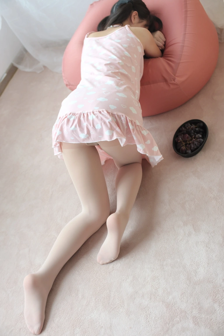 森萝财团《X-039》主题写真：71张全套美图，含1个视频