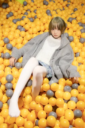 森萝财团《X-047》主题写真：141张全套美图，含1个视频