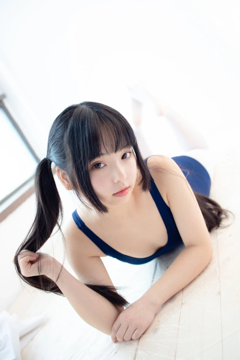 森萝财团《X-048》主题写真：94张全套美图，含1个视频