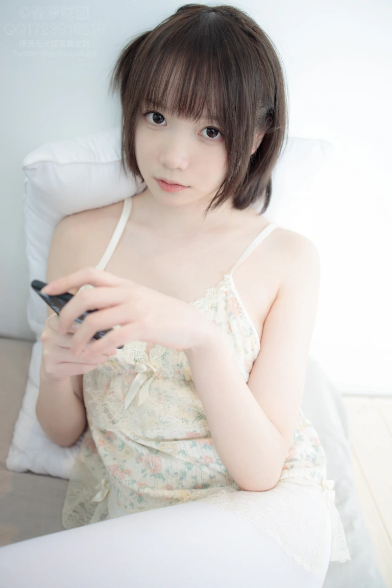 森萝财团《X-057》主题写真：83张全套美图，含1个视频