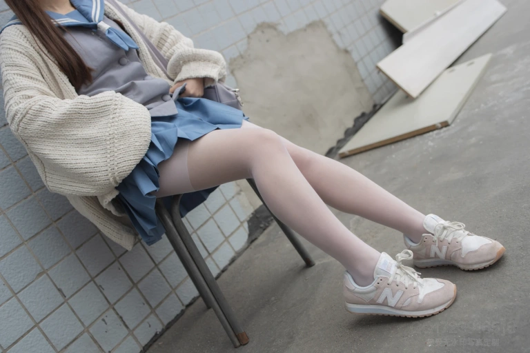 森萝财团《X-061》主题写真：65张全套美图，含1个视频