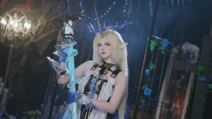 阿薰kaori《芙露德莉斯》主题写真：214张全套美图，含11个视频