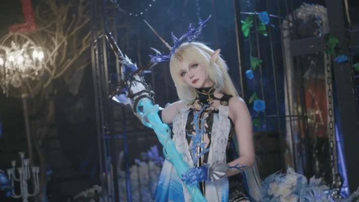 阿薰kaori《芙露德莉斯》主题写真：214张全套美图，含11个视频