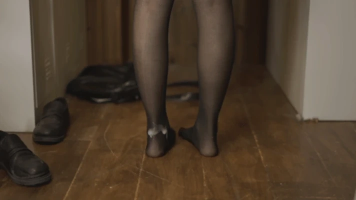 阿薰kaori《堕落学院》主题写真：150张全套美图，含14个视频