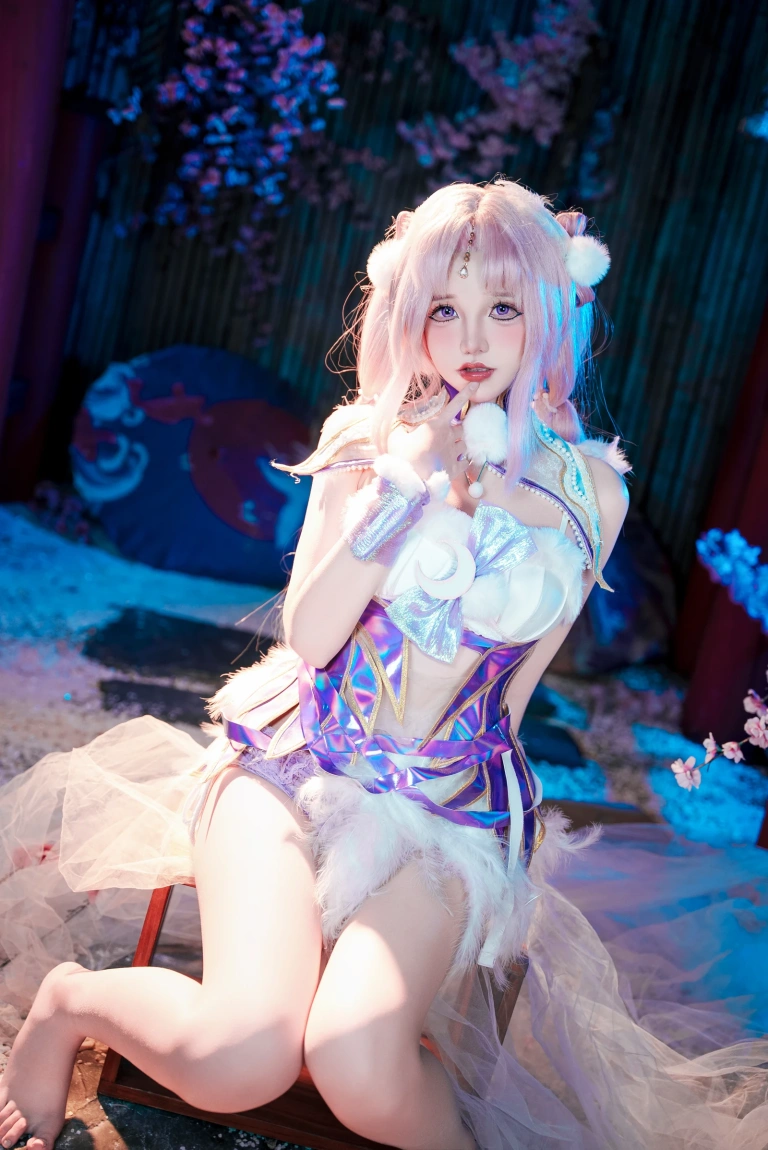阿薰kaori《永劫无间殷紫萍》主题写真：61张全套美图，含1个视频