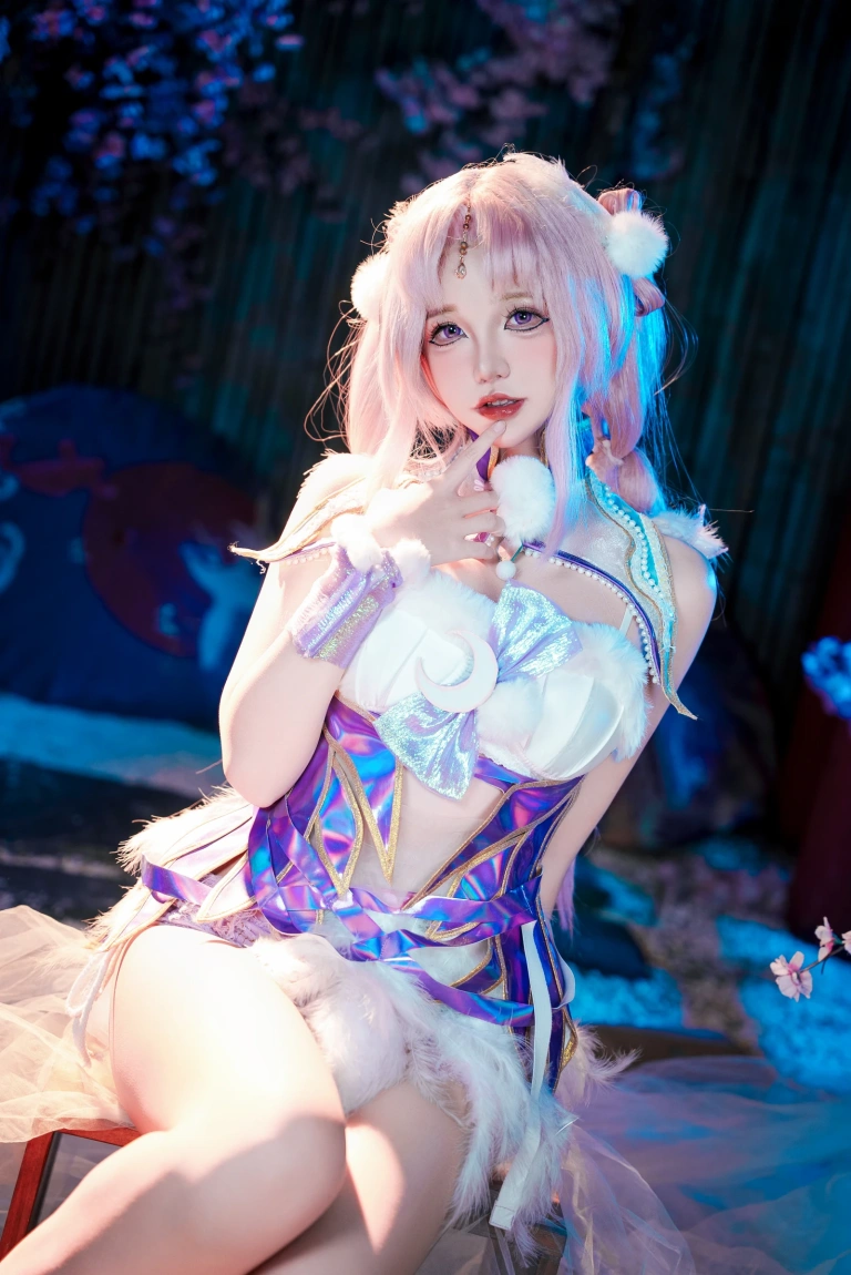 阿薰kaori《永劫无间殷紫萍》主题写真：61张全套美图，含1个视频