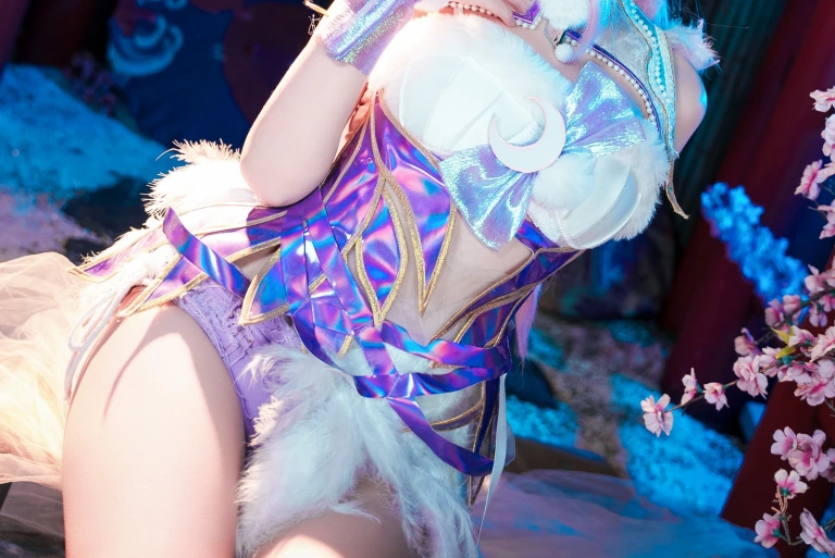阿薰kaori《永劫无间殷紫萍》主题写真：61张全套美图，含1个视频