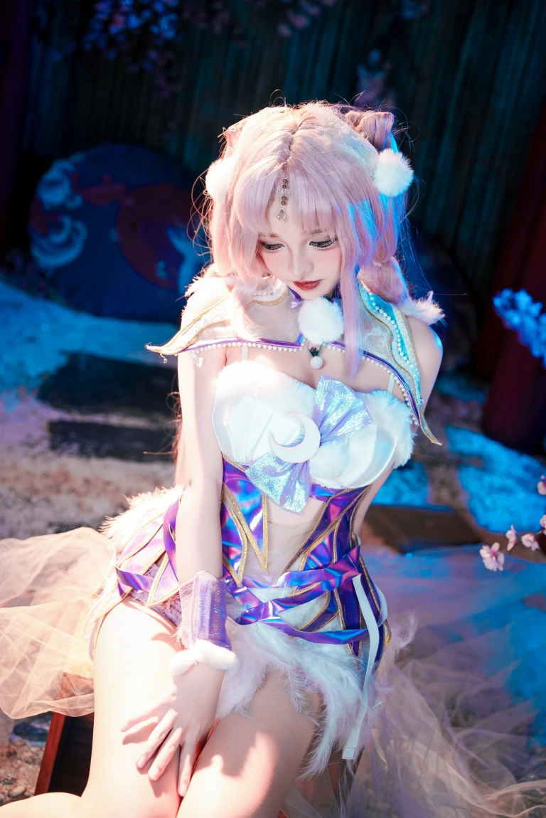 阿薰kaori《永劫无间殷紫萍》主题写真：61张全套美图，含1个视频