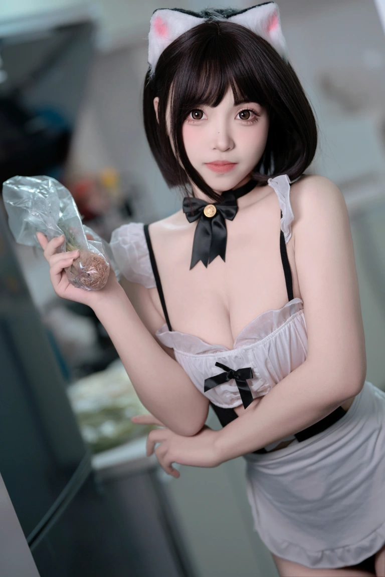 bangni邦尼《小猫日记》主题写真：103张全套美图