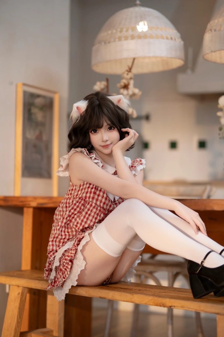 bangni邦尼《木屋喵语》主题写真：81张全套美图，含3个视频