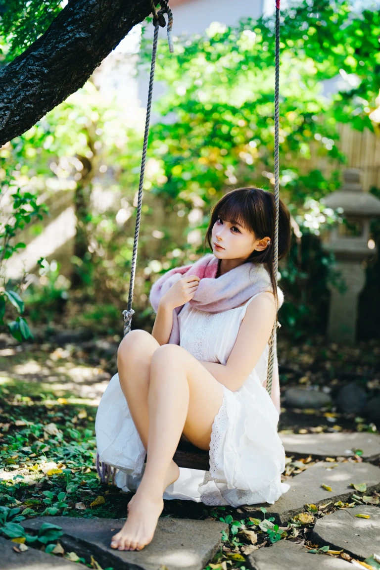 蠢沫沫《冬日》主题写真：32张全套美图