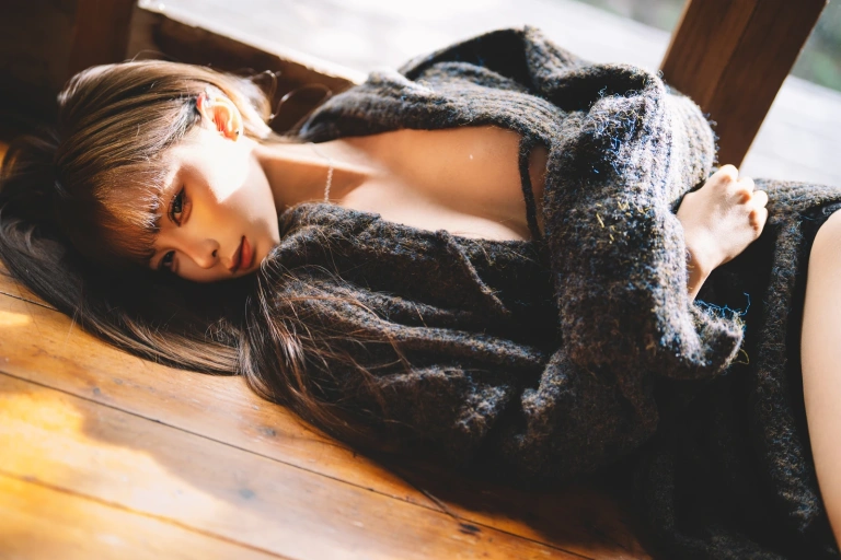 蠢沫沫《橘子》主题写真：30张全套美图