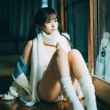 蠢沫沫《情人节》主题写真：26张全套美图