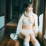 蠢沫沫《情人节》主题写真：26张全套美图