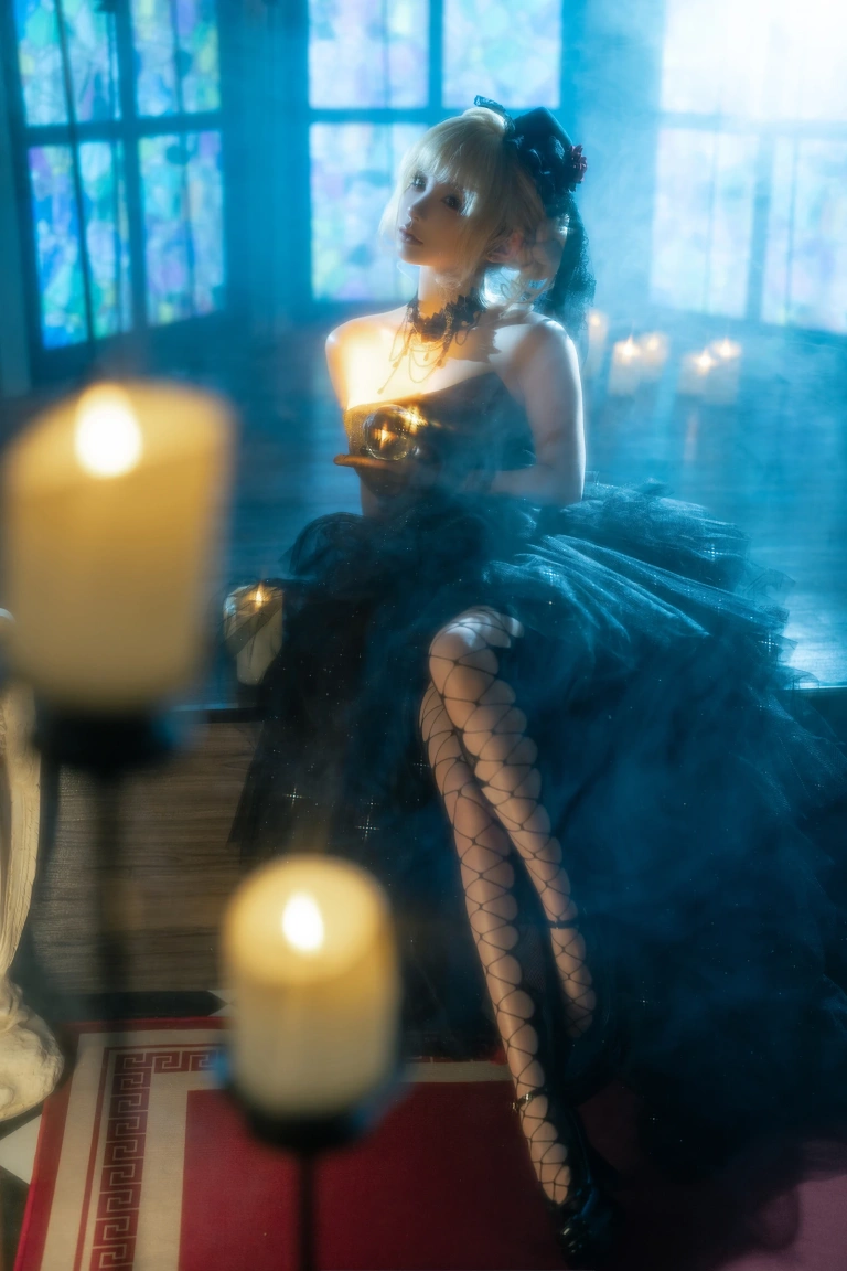 蠢沫沫《叫兽黑婚纱》主题写真：37张全套美图，含1个视频
