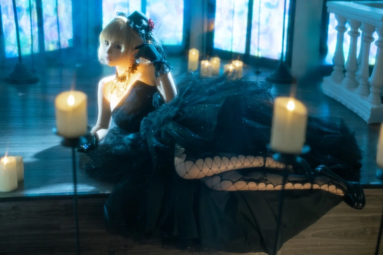 蠢沫沫《叫兽黑婚纱》主题写真：37张全套美图，含1个视频