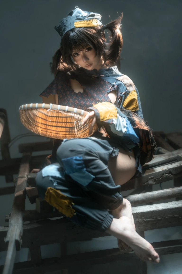 蠢沫沫《叫兽小乞丐》主题写真：23张全套美图，含1个视频