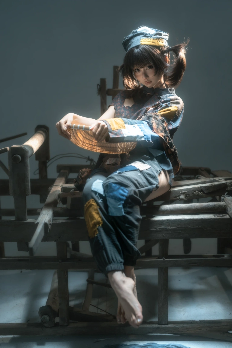 蠢沫沫《叫兽小乞丐》主题写真：23张全套美图，含1个视频