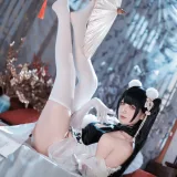 封疆疆v《彼得史特拉塞》主题写真：40张全套美图