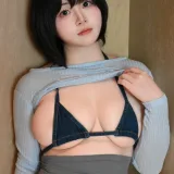 一只毛毛帽《吉他妹妹》主题写真：161张全套美图，含4个视频