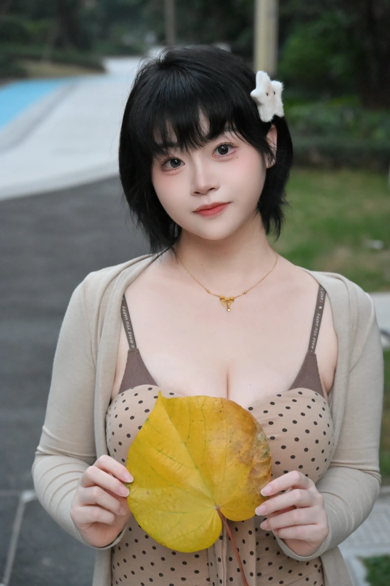 一只毛毛帽《年02月月票》主题写真：80张全套美图