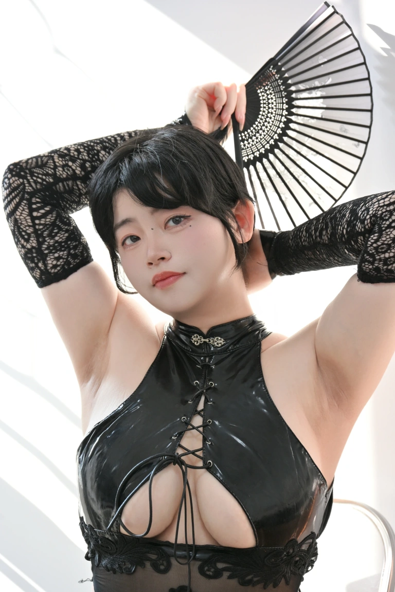一只毛毛帽《年03月月票》主题写真：62张全套美图