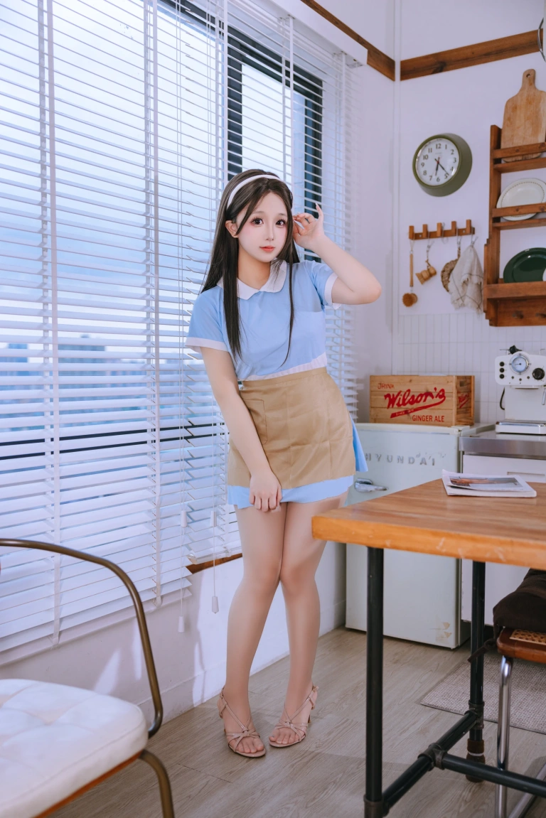 日奈娇《蛋糕售卖员》主题写真：181张全套美图，含5个视频