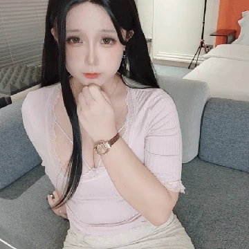 日奈娇《前妻》主题写真：200张全套美图，含5个视频