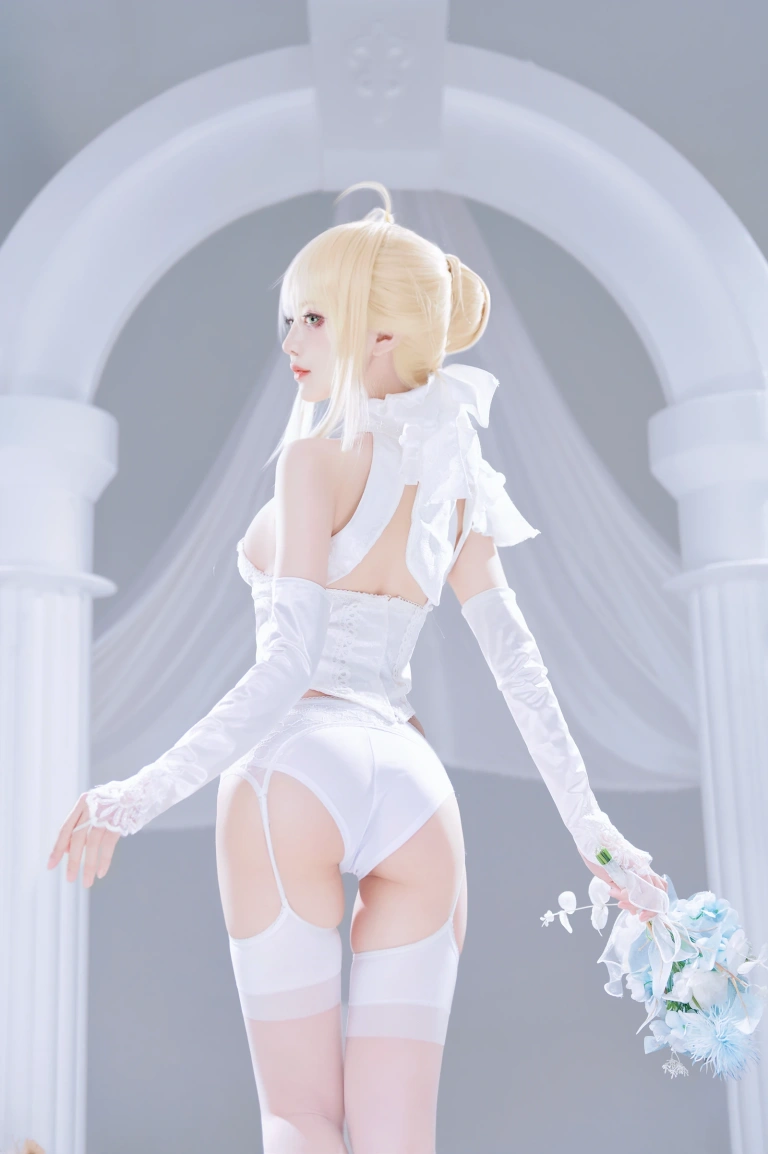 shika小鹿鹿《saber花嫁》主题写真：22张全套美图