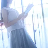 shika小鹿鹿《图书馆》主题写真：16张全套美图