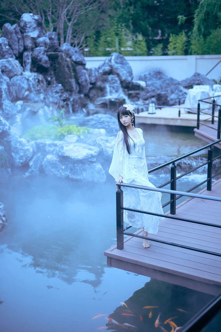 shika小鹿鹿《新中式》主题写真：21张全套美图