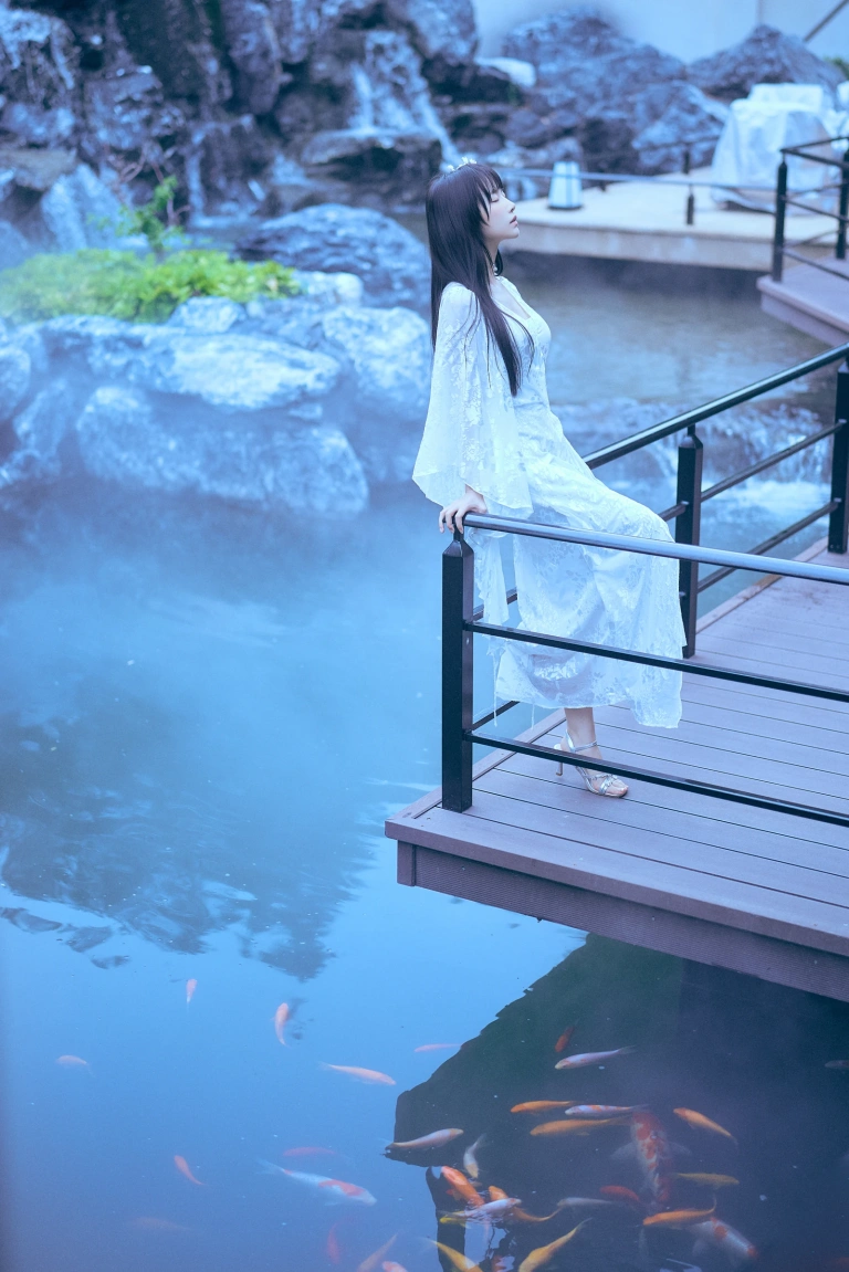 shika小鹿鹿《新中式》主题写真：21张全套美图